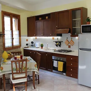  Apartment La Nina Italien